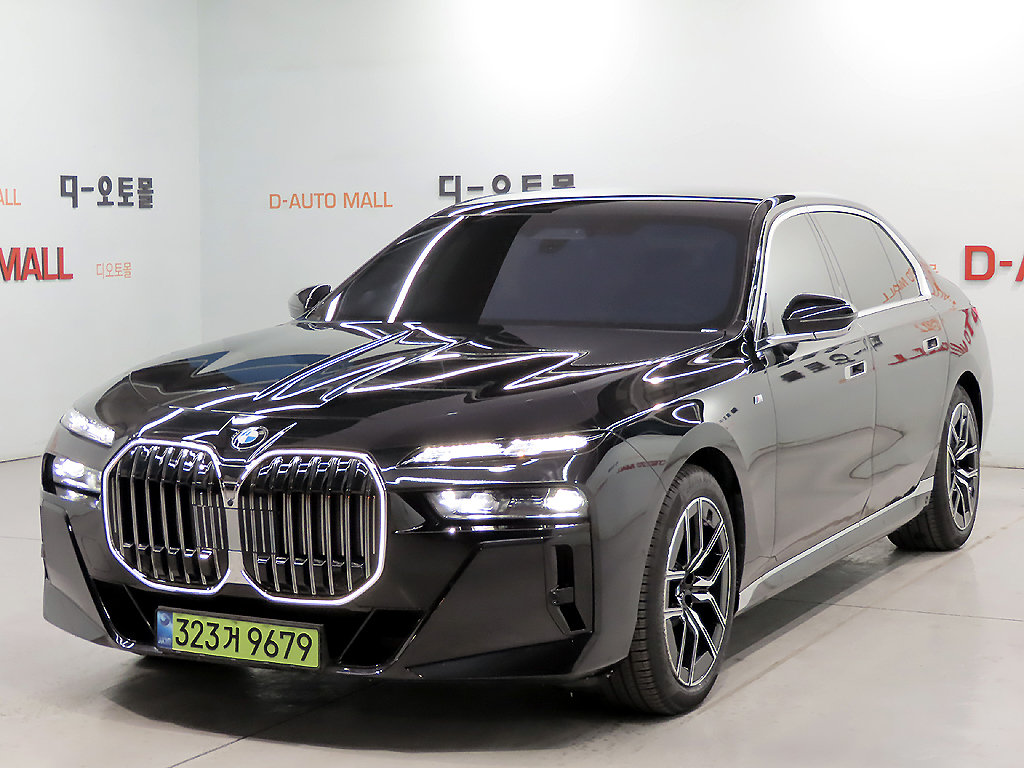 BMW 7 SERIES - View 1
