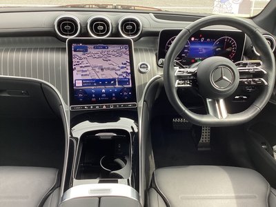 2025 Mercedes-BENZ GLC — миниатюра 16