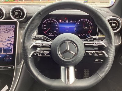 2025 Mercedes-BENZ GLC — миниатюра 17