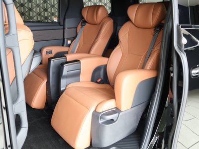TOYOTA VELLFIRE - 6