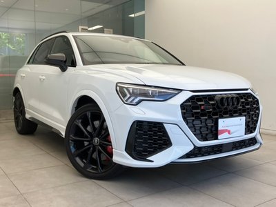 AUDI RS Q3 - 10