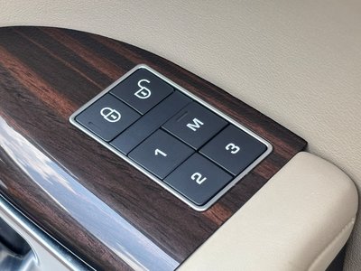 2017 LAND Rover RANGE ROVER thumbnail 19