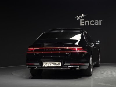 صورة 3 لـ 2022 Genesis G90 (RS4)