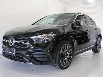 MERCEDES-BENZ GLA - 2