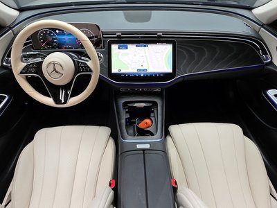 MERCEDES-BENZ E-CLASS - 5