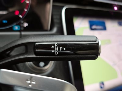 MERCEDES-BENZ E-CLASS - 9