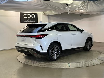 صورة 8 لـ 2024 Lexus RX
