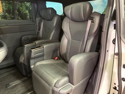 2025 Toyota ALPHARD thumbnail 24