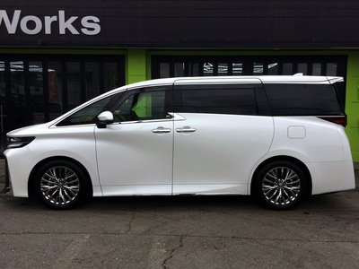 صورة مصغرة 32 لـ 2025 Toyota VELLFIRE