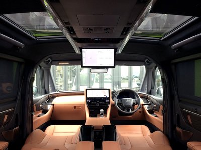 صورة 2 لـ 2025 Toyota VELLFIRE