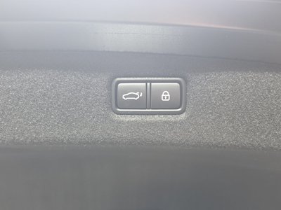 2021 Genesis G90 缩略图 31