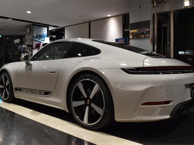 PORSCHE 911 - 5