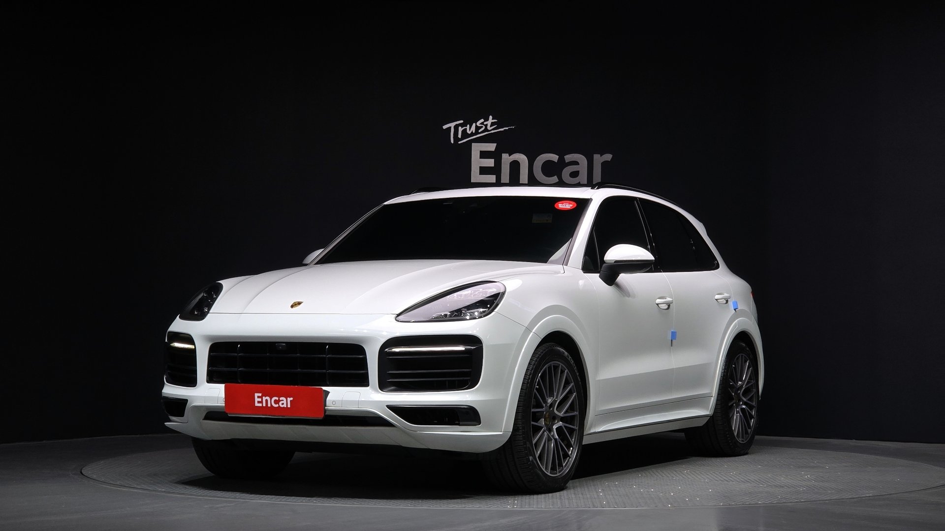 PORSCHE CAYENNE - View 1