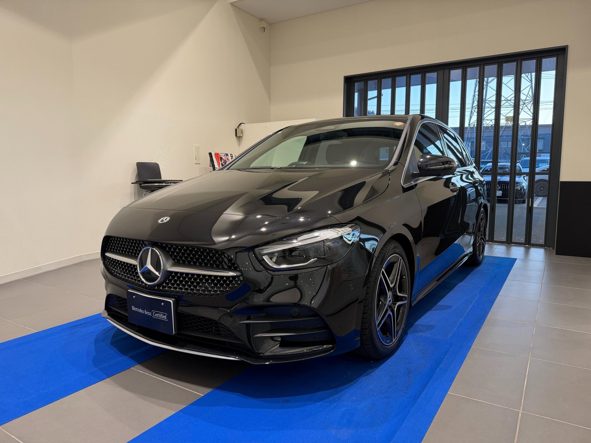 MERCEDES-BENZ B-CLASS - View 1