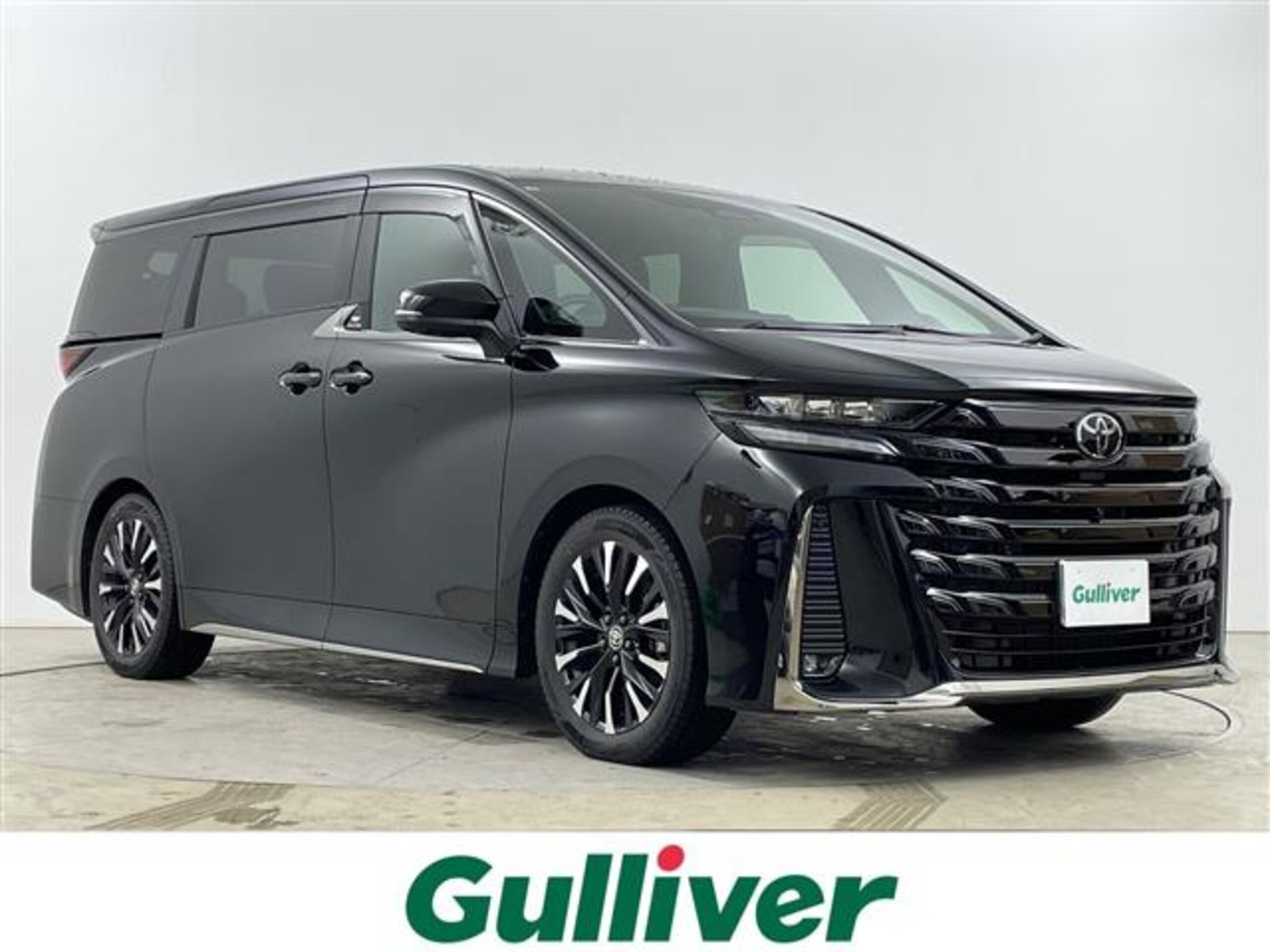 TOYOTA VELLFIRE - View 1