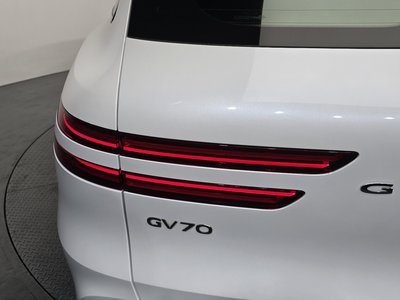 2023 Genesis GV70 — фото 10