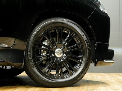 صورة 8 لـ 2021 Lexus LX