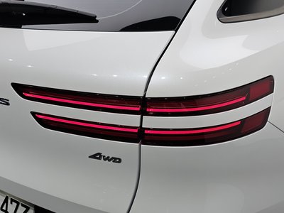 صورة 10 لـ 2022 Genesis GV70