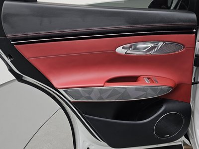 2022 Genesis GV70 — миниатюра 15