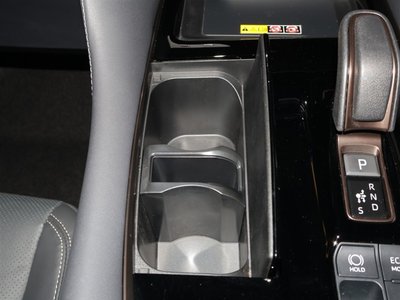 2024 Toyota ALPHARD — миниатюра 17