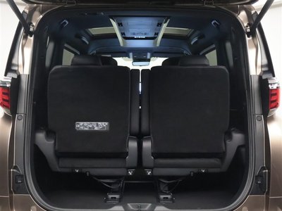2024 Toyota ALPHARD — миниатюра 32
