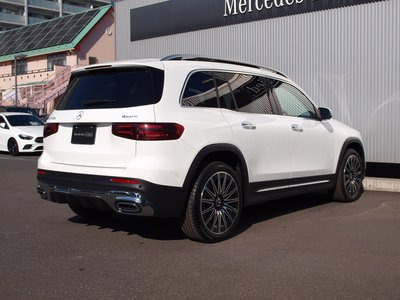 MERCEDES-BENZ GLB - 10