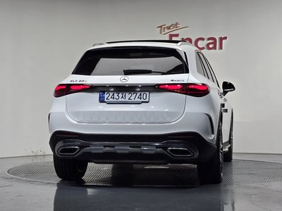 MERCEDES-BENZ GLC - 4