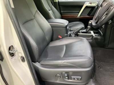 TOYOTA LAND CRUISER PRADO - 7