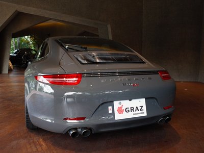 PORSCHE 911 - 8