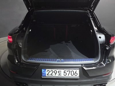 صورة مصغرة 32 لـ 2022 Porsche CAYENNE