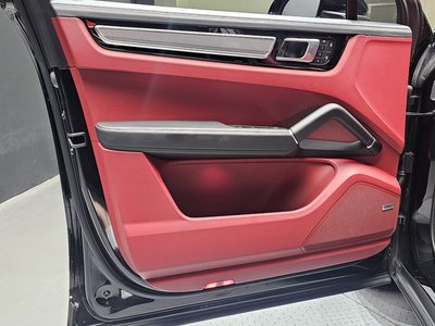 صورة مصغرة 14 لـ 2022 Porsche CAYENNE