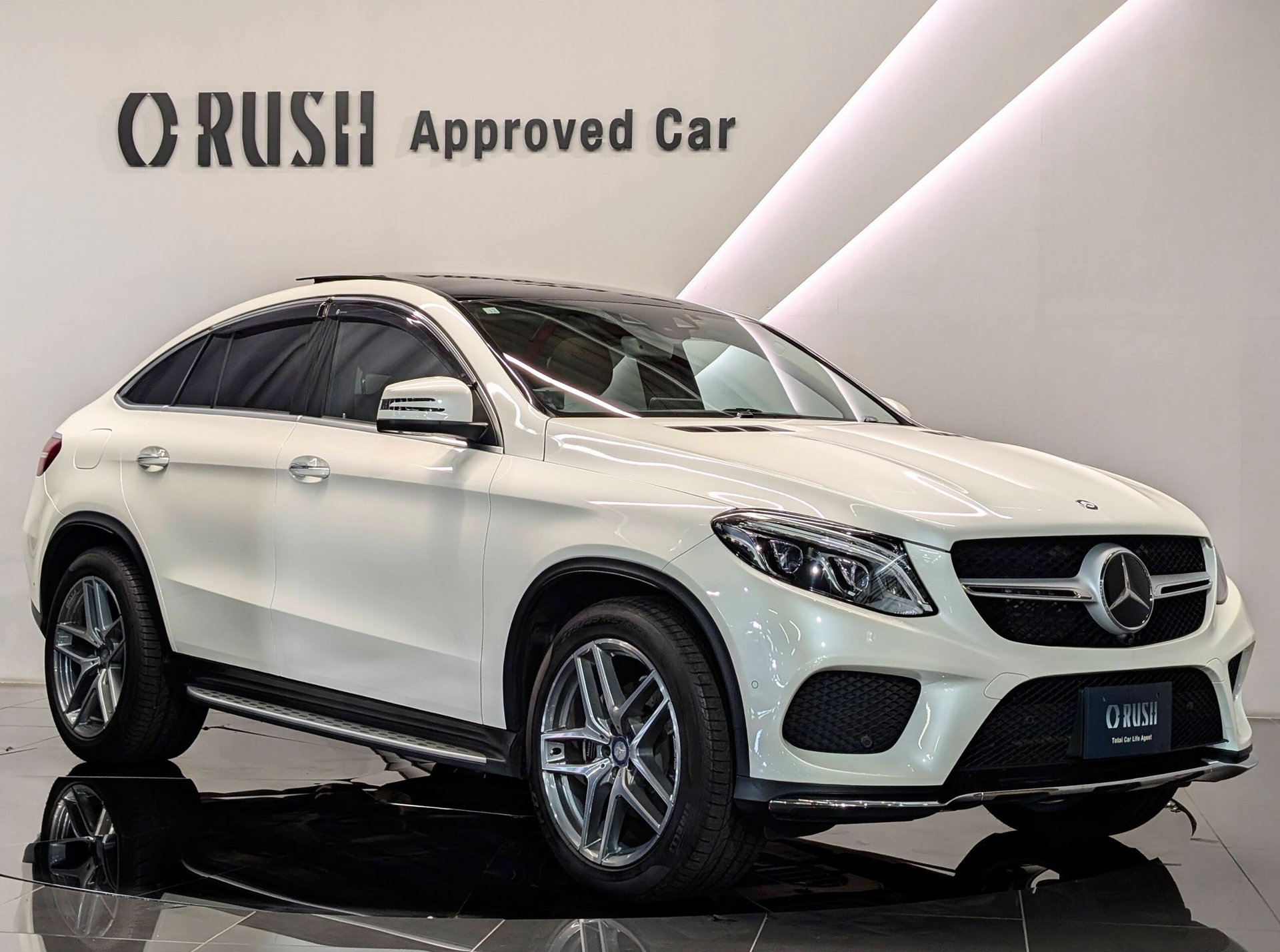 MERCEDES-BENZ GLE COUPE - View 1