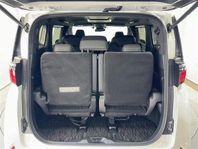TOYOTA ALPHARD - 10