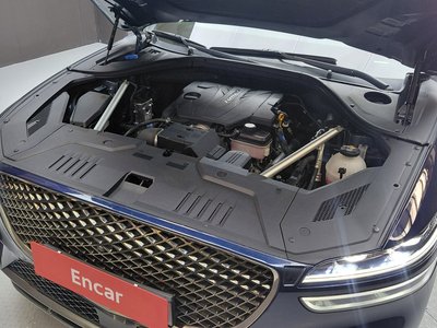 صورة 7 لـ 2021 Genesis GV70