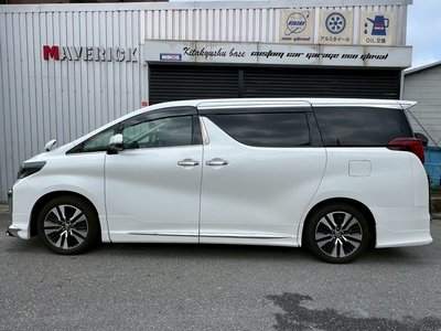 TOYOTA ALPHARD - 4