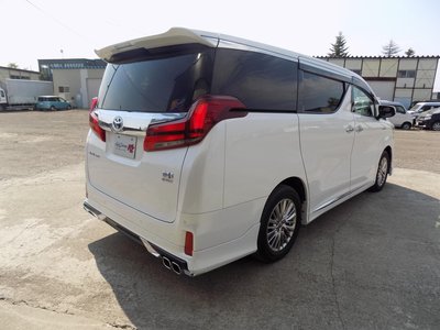 صورة 9 لـ 2020 Toyota ALPHARD