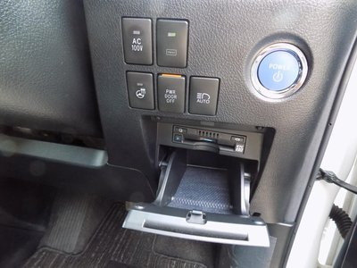 2020 Toyota ALPHARD 缩略图 24