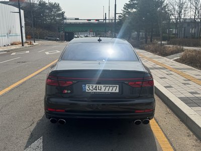 AUDI S8 - 2