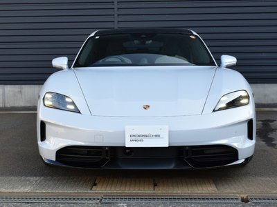 صورة 4 لـ 2026 Porsche TAYCAN