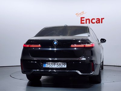 BMW 7 SERIES - 3