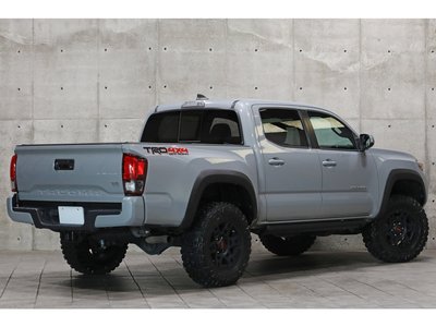TOYOTA TACOMA - 2