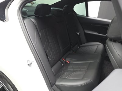 صورة مصغرة 19 لـ 2025 BMW 5 SERIES