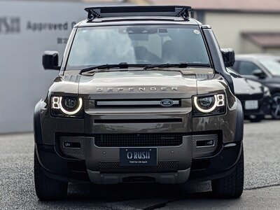 LAND ROVER DEFENDER - 8