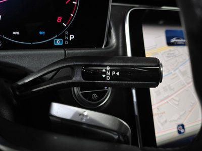 MERCEDES-BENZ E-CLASS - 9