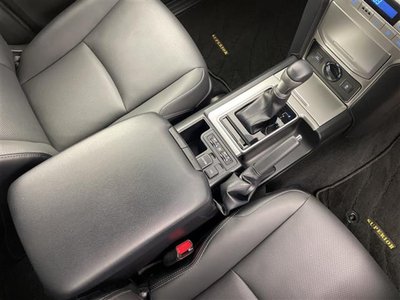 TOYOTA LAND CRUISER PRADO - 9