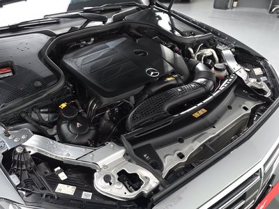 MERCEDES-BENZ E-CLASS - 7