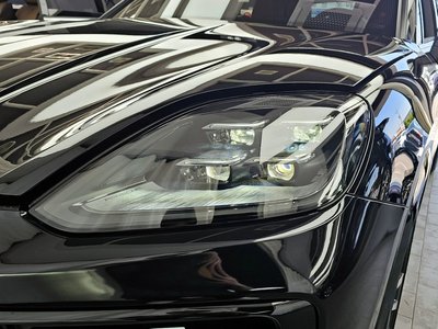 PORSCHE CAYENNE - 9
