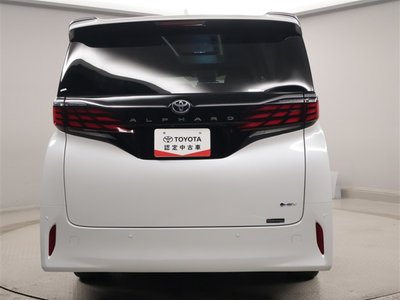 2025 Toyota ALPHARD — фото 4