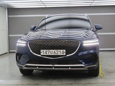 صورة 2 لـ 2021 Genesis GV70