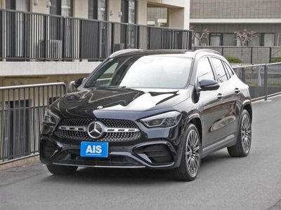 MERCEDES-BENZ GLA - 1